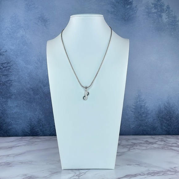 Silver 925 Infinity Crystal Necklace - Picture 4 of 9